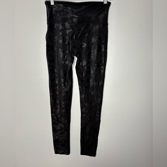 Spanx Faux Leather Camo Leggings - Picture 4 of 6
